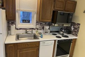 Misty Harbor Resort - Unit 103