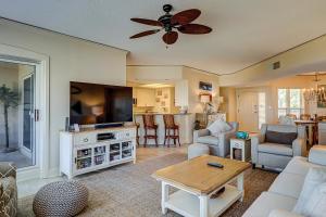 Windsor Court South 3108