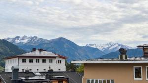 Chalet Skilift - Lake View byin One Apartments