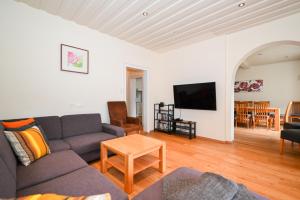 Chalet Skilift - Lake View byin One Apartments