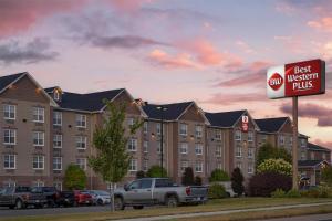 Best Western Plus Fredericton Hotel & Suites