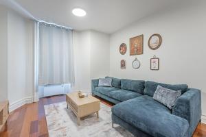 Elegant 3BR - High Ceilings & Vintage Charm