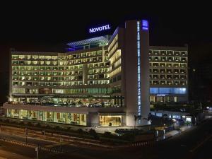 Novotel Visakhapatnam Varun Beach - 5hvězdičkové hotely ve městě Višákhapatnam