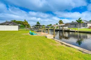 Fish & Swim: Waterfront Home w Dock in Cape Coral