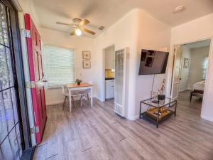 Amazing Cottage - near Little Italy Gaslamp
