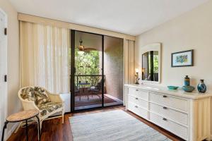 Kona Pacific D526 condo