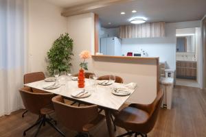 New open 岸里玉出 Maison Le Jaune 玉子心斋桥道顿崛电车直达