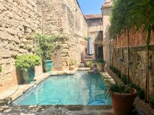 Chez Vous à Uzès, Heated Pool, Garden, Historic Centre