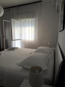 Apartments by the sea Sumpetar, Omis - 17895