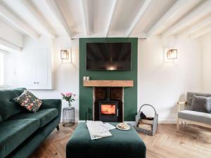 3 Bed in Thornton-Le-Dale 82856