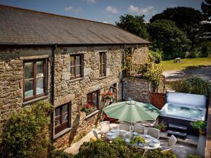 5 Bed in Portreath HELLF