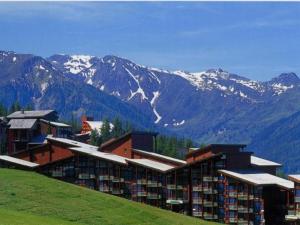 Appartement 5 pers, ski aux pieds, balcon, TV - FR-1-346-585