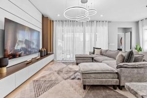 Brand NEW 06 BedroomsGame RoomPrivate Pool