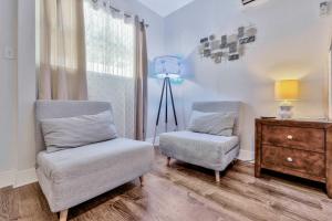 Sunny Tampa Home Near Downtown & Stadiums