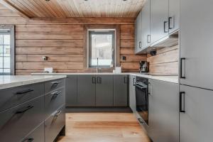 Modern Mountain Lodge With Views Over Idre