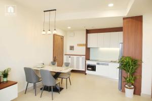 The Glory Midori Park for expat