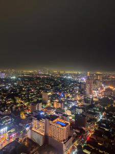 Cozy Stay in Quezon City Near, Bars, Cafe, Restaurants