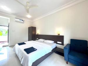 Morjim Sunset Hotel - 400 meter to Morjim Beach