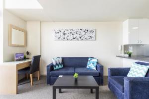 Metro Apartments on Darling Harbour