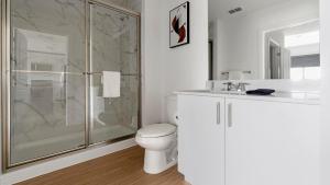 Landing Stylish 1BD Pool Gym