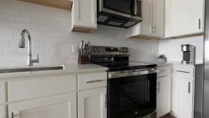 Landing Apartments - Cape Coral