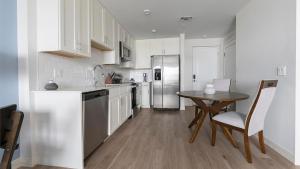 Landing Apartments - Cape Coral