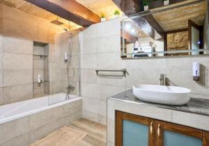 Birgus central traditional apartment