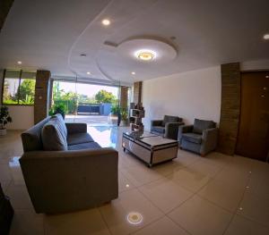 Eldon Suites & Apartments