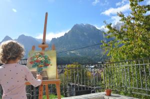 MontArte - Private Art retreat Villa