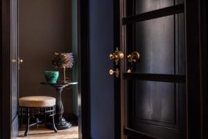 Junior Suite room in Velona's Jungle Luxury Suites