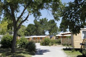 Campings Domaine Residentiel de Plein Air Odalys Kerarno : Comfort Mobile Home (4 Adults) - 28m²