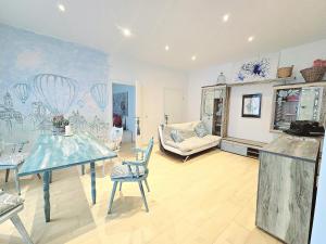 Kunst Apartment im Schwalbenhaus