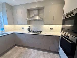 Refined Cottage Living Near Ascot & Windsor