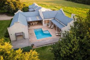 Kay and Monty Vineyard View