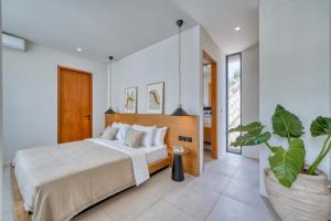 New Luxury Malvarrosa Villas