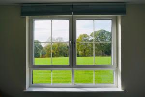 En-suite Double Bedroom with Pentland Hill View