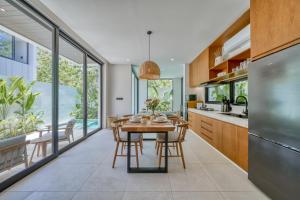 New Luxury Malvarrosa Villas