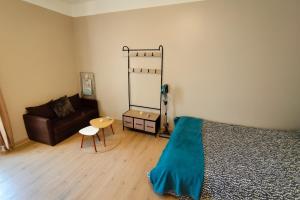 Appartement en RDC climatisé à 100m des cures