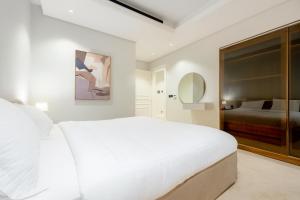 luxury Apartment Al Majdiah Residence،9