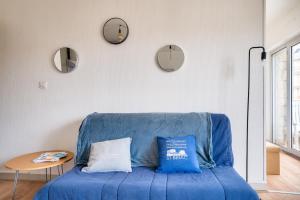 700m de la plage, centre Dinard, 2 adultes 1 enfant