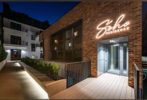 Soho Residence - dwupoziomowy apartament Prochowa 6A