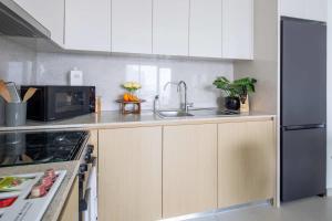 Frank Porter - Burj Royale