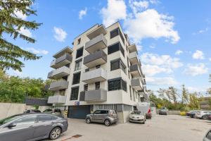 Air conditioned 1 room Apartment, with garden, new building