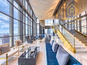 Luxury Downtown Bangkok 2BR 2BA Sky Pool Gym 5MIN Walk to Siam Paragon