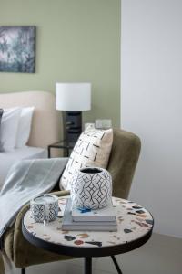 Frank Porter - The Vogue, Business Bay