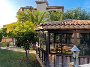 Preciosa Casa Con Jardín Privado
