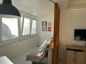 Green Dream Studio by the beach by Trip2Portugal