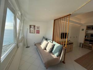 Green Dream Studio by the beach by Trip2Portugal