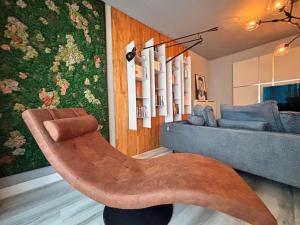 Sunflower Luxury Haven by Iulius Mall and FSEGA