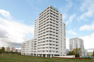 Białołęka Deluxe Studio by BookingHost